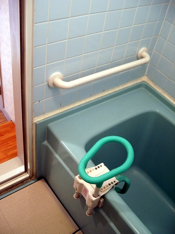 �����肷��