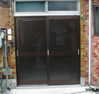 YKKap���ֈ���80�^