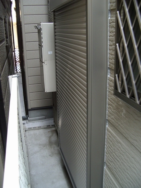 �Ǖt���V���b�^�[